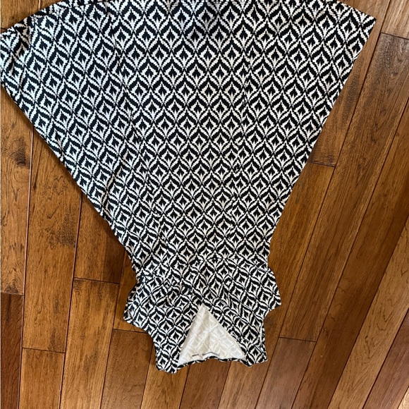 New York & Company Royal Blue Knit Top - Picture 5 of 6